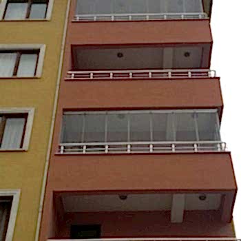 Balkon Camlama Örnekleri