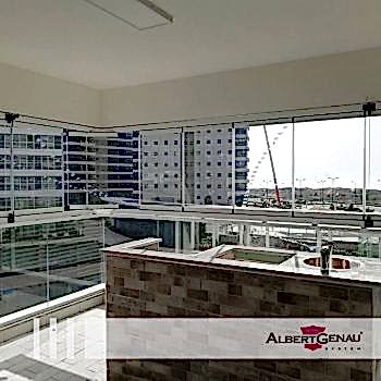 Cambalkon Uzmanı Albert Genau