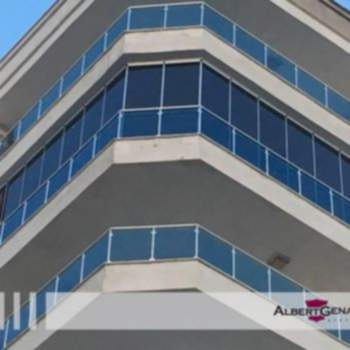 Cambalkon Uzmanı Albert Genau