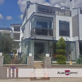 Cambalkon Uzmanı Albert Genau